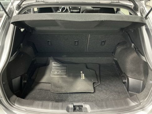 Used 2021 Nissan Rogue Sport S image 23