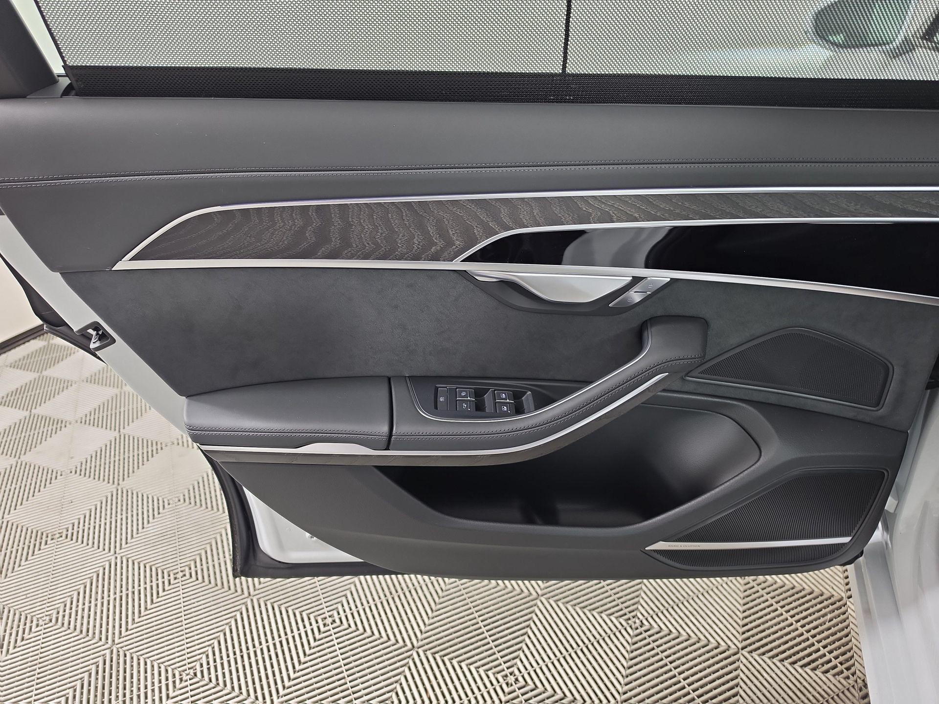 New 2026 Audi A8 L 3.0T AWD/4WD image 36