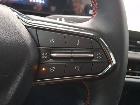 Used 2026 Chevrolet Equinox RS w/ Convenience Package III image 21