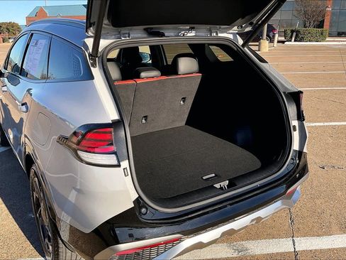 Certified 2024 Kia Sportage SX image 17