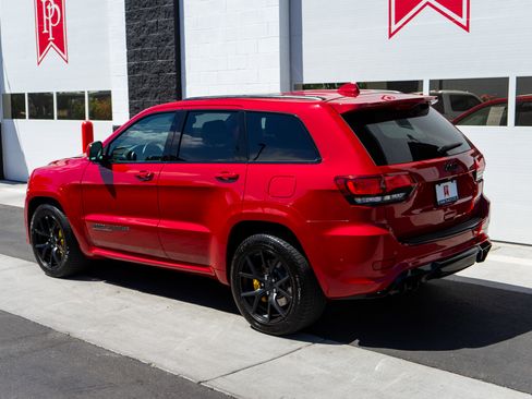 Used 2018 Jeep Grand Cherokee Trackhawk image 60