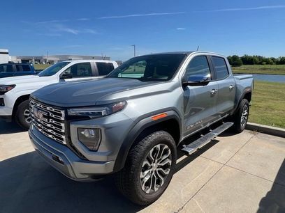 Used 2025 GMC Canyon Denali
