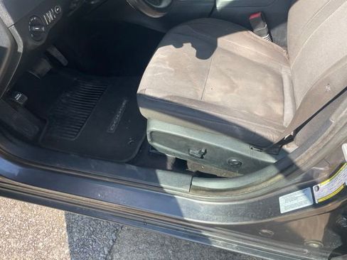 Used 2017 Dodge Charger SXT RWD image 18