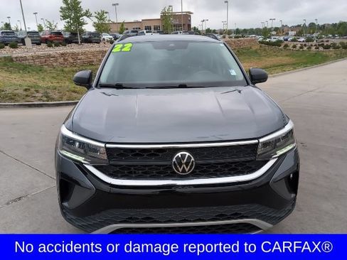 Used 2022 Volkswagen Taos S AWD/4WD image 2