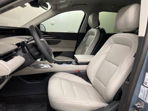 New 2026 Lincoln Nautilus Premier image 28