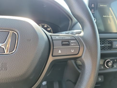 Used 2026 Honda HR-V LX image 21