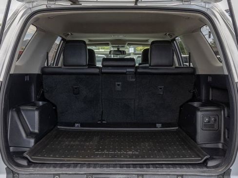 Used 2019 Toyota 4Runner SR5 Premium image 14