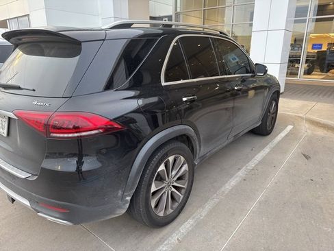 Used 2021 Mercedes-Benz GLE 350 4MATIC image 2