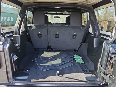Used 2020 Jeep Wrangler Unlimited Sport image 25