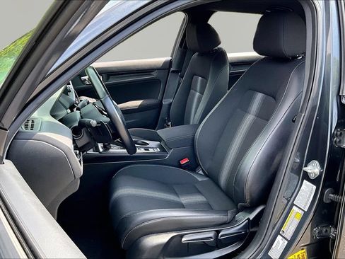 Used 2025 Honda Civic Sport image 17
