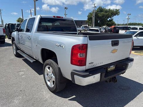 Used 2014 Chevrolet Silverado 2500 LT w/ Custom Sport Truck Package AWD/4WD image 6