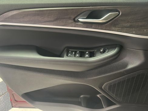 New 2026 Jeep Grand Cherokee L 4WD image 12