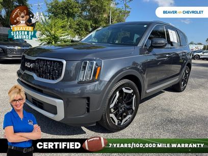 Used 2024 Kia Telluride EX w/ EX Captain's Chair Package
