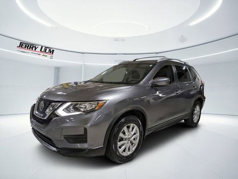 Used 2020 Nissan Rogue S w/ Special Edition Package FWD image 7