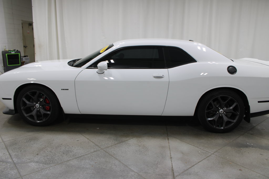 Used 2019 Dodge Challenger R/T RWD image 6