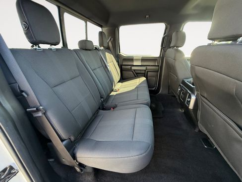 Used 2016 Ford F150 XLT w/ Equipment Group 302A Luxury AWD/4WD image 18