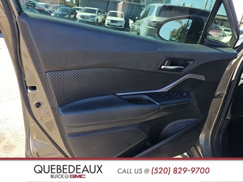 Used 2021 Toyota C-HR LE image 8