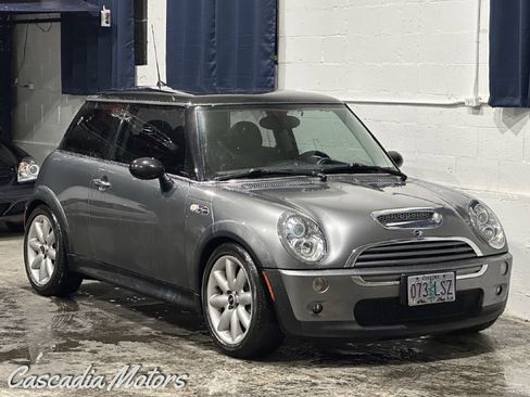 Used 2005 MINI Cooper S image 1