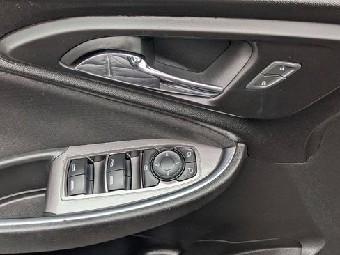 Used 2019 Chevrolet Malibu LT FWD image 34