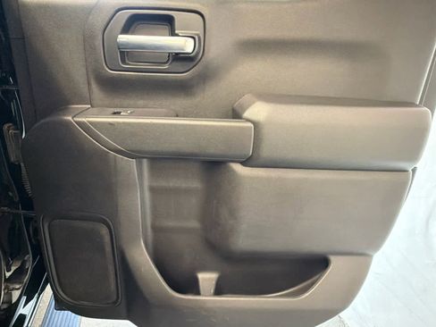 Used 2020 Chevrolet Silverado 1500 LT w/ Texas Edition image 29