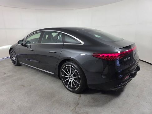 Certified 2023 Mercedes-Benz EQS 580 4MATIC Sedan image 6