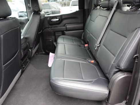 Used 2023 Chevrolet Silverado 1500 Custom image 22