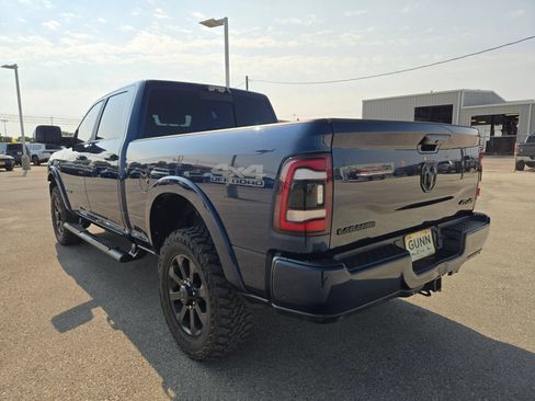 Used 2022 RAM 2500 Laramie w/ Night Edition AWD/4WD image 5