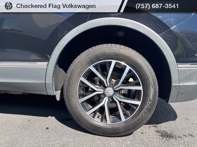 Used 2021 Volkswagen Tiguan SE w/ Panoramic Sunroof Package AWD/4WD image 7