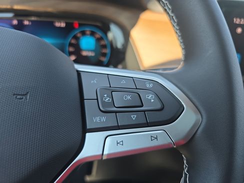 New 2026 Volkswagen Atlas SE image 15