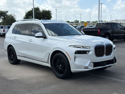 Used 2025 BMW X7 xDrive40i AWD/4WD image 7