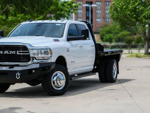 Used 2019 RAM 3500 Big Horn AWD/4WD image 10