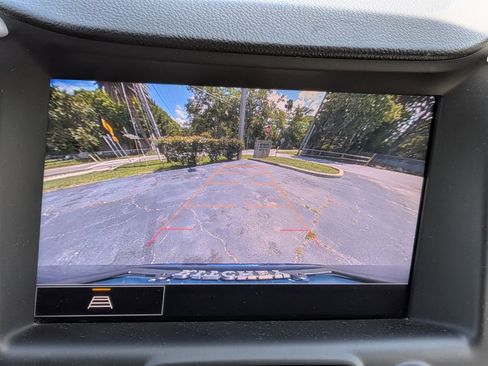 Certified 2023 GMC Terrain SLE w/ Driver Convenience Package FWD image 29