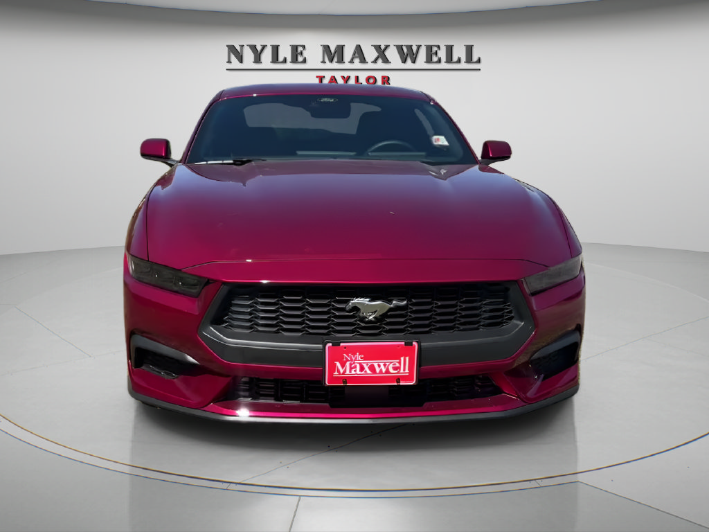 Used 2026 Ford Mustang Coupe RWD image 2