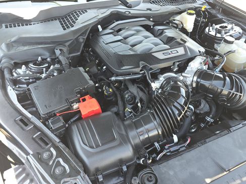 Used 2024 Ford Mustang GT Premium RWD image 19