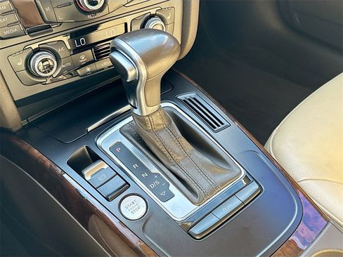 Used 2016 Audi A4 2.0T Premium w/ Convenience Plus Package image 16