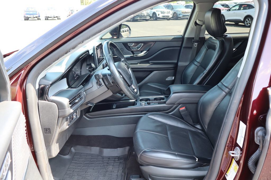 Used 2020 Lincoln Corsair AWD w/ Premium Package image 23