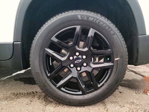 Used 2020 Chevrolet Traverse LS w/ LPO, Black Accent Package image 22