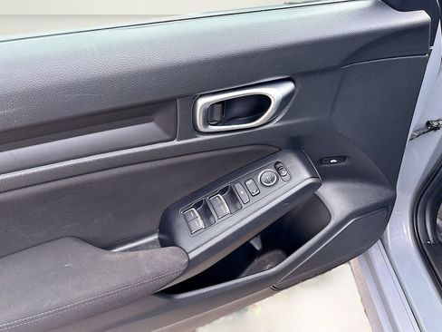 Used 2025 Honda Civic Sport image 17