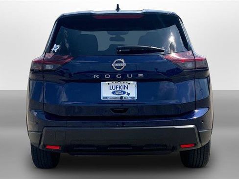Used 2025 Nissan Rogue SV FWD image 4