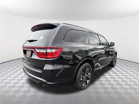 Used 2025 Dodge Durango GT w/ Blacktop Package image 5
