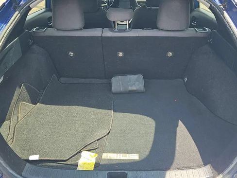 Used 2017 Toyota Prius Three FWD image 7