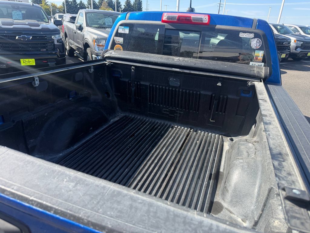 Used 2018 Chevrolet Colorado Z71 AWD/4WD image 4