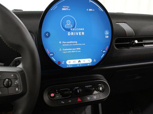 Certified 2025 MINI Cooper S image 8