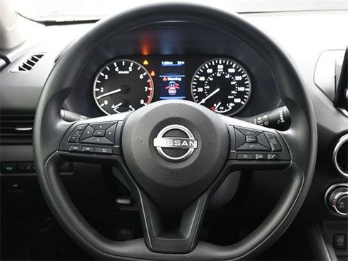 Used 2025 Nissan Sentra S image 23