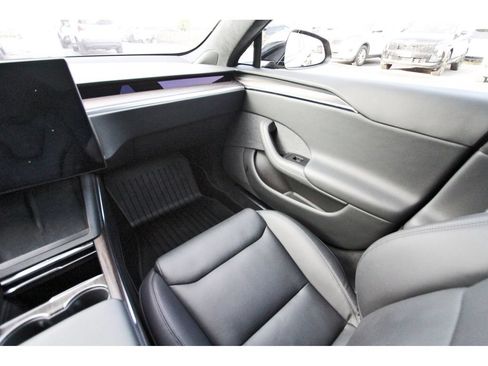 Used 2022 Tesla Model S AWD/4WD image 11