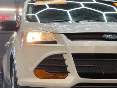 Used 2014 Ford Escape S image 4