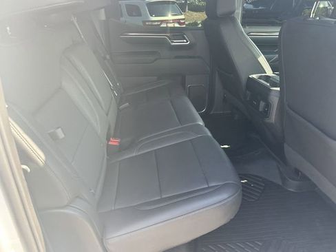 Used 2022 Chevrolet Silverado 1500 LT Trail Boss w/ LT Trail Boss Premium Package image 15