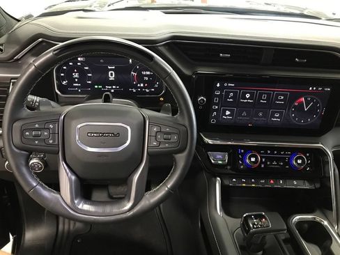 Used 2026 GMC Sierra 1500 Denali Ultimate AWD/4WD image 18