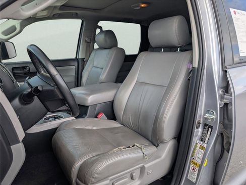 Used 2013 Toyota Sequoia SR5 image 11