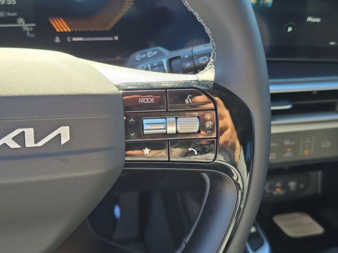 New 2026 Kia Sorento S image 30